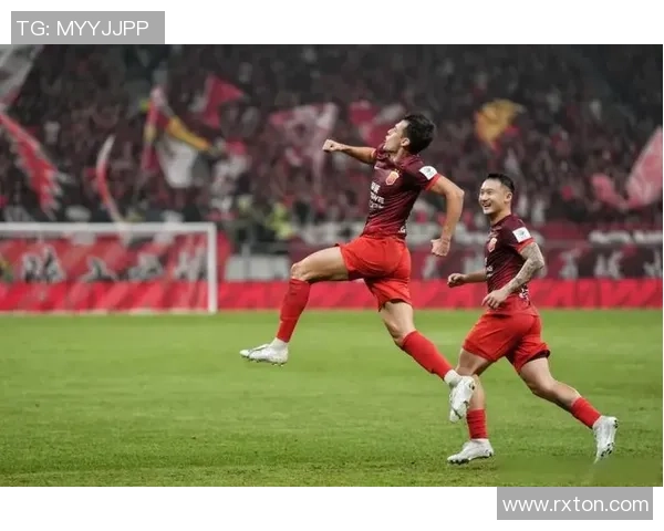 上海海港对阵上海申花激战在即 双方目标明确争夺关键三分