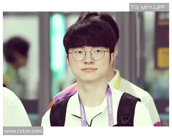 巅峰对决IG再战T1青春不灭再燃全球总决赛激情